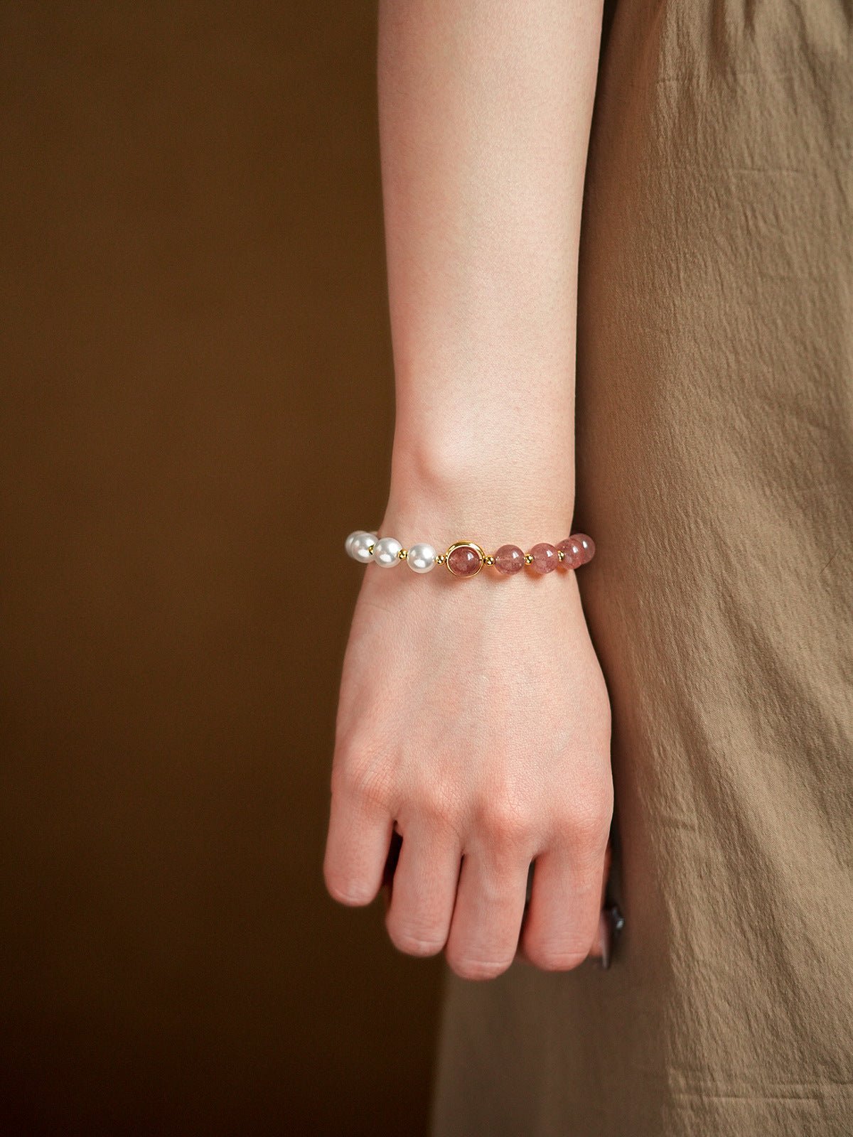 Centerpiece Strawberry Crystal & Pearl Bracelet - Lunaire Jewelry